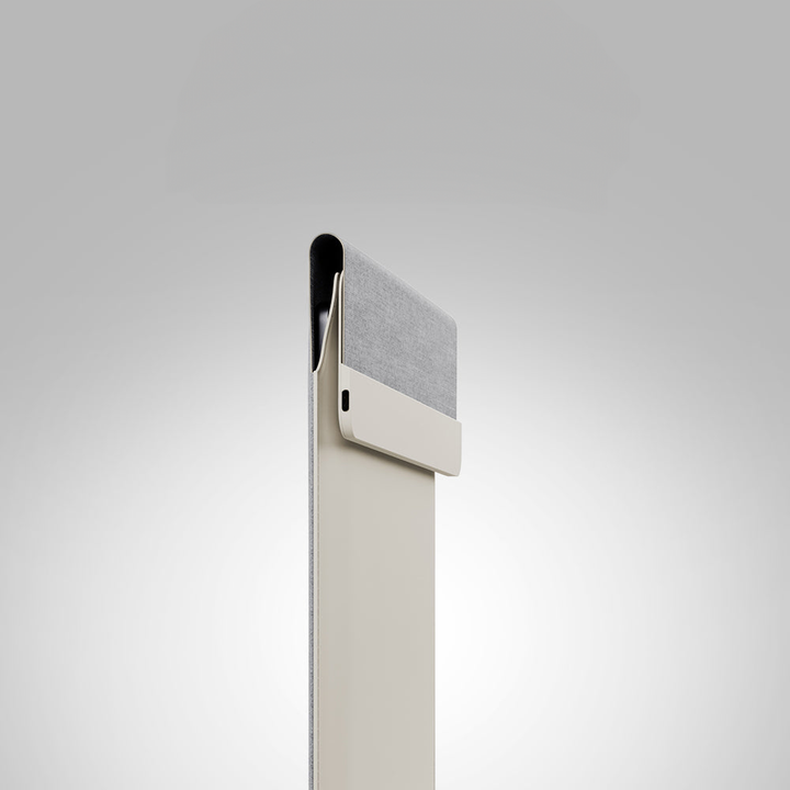 4-IN-1 LAPTOP SLEEVE WITH WIRELESS CHARGING